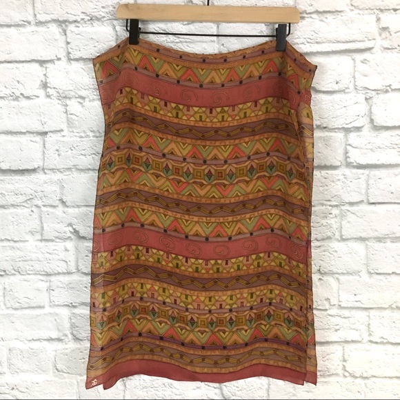 Lightweight Multicolor Geometric Print Scarf - Picture 2 of 5